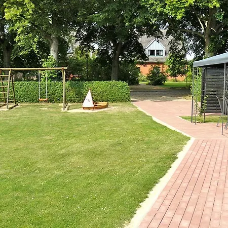 Holiday home Holiday An Den Linden